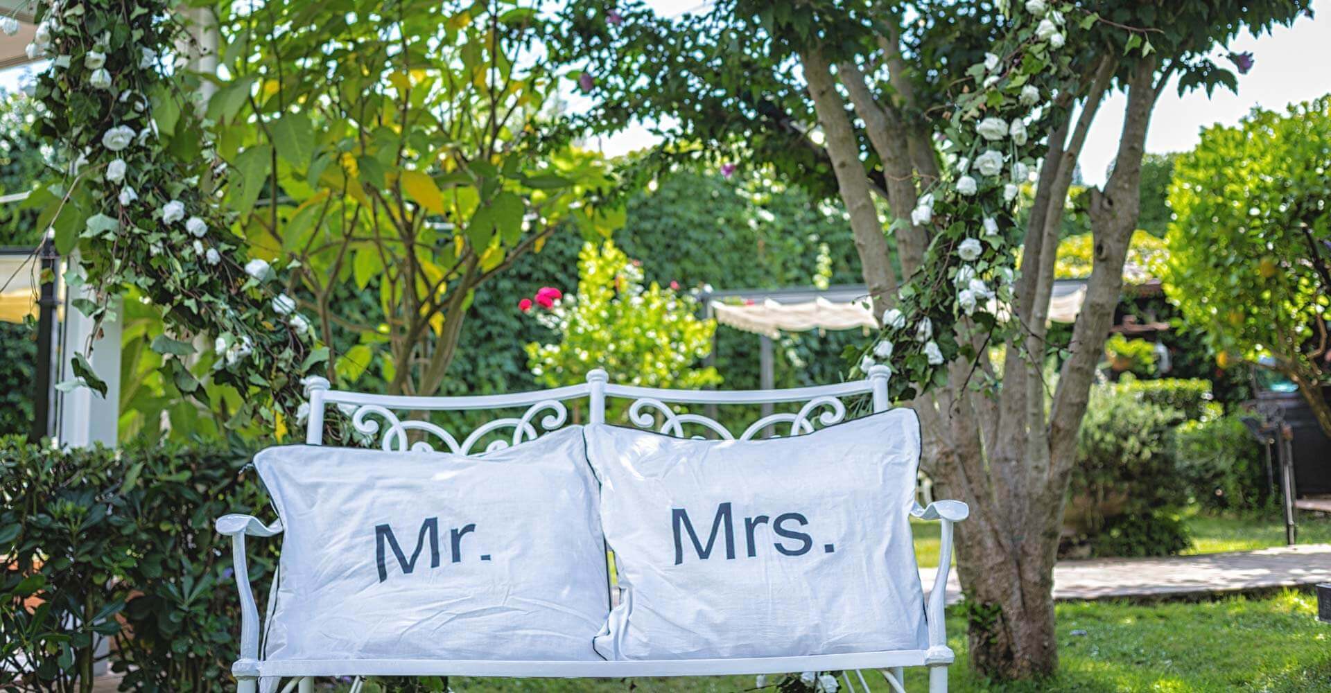 Ville con giardino per matrimoni a Napoli